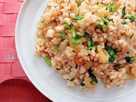 春菊とちくわのチャーハン レシピ 作り方 By はぁぽじ 楽天レシピ 春菊とちくわのチャーハン レシピ 作り方 By はぁぽじ 楽天レシピ